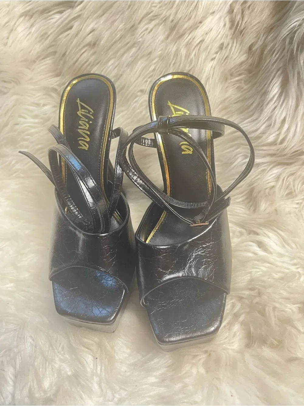 Liliana Black synthetic texture platform heels ankle straps sandals Sz8